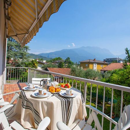 Appartamento Emma - Happy Rentals Riva del Garda Exteriér fotografie